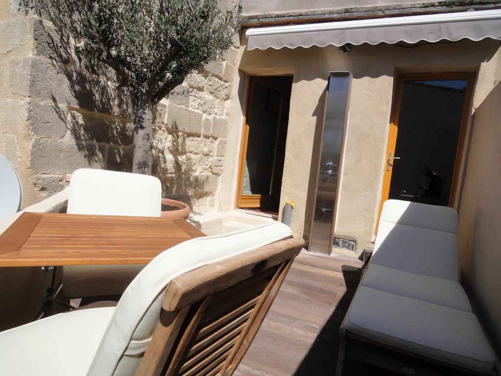 Les Toits D'Uzes Apartment Bagian luar foto